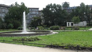 Pl. św. Macieja- widok na fontannę
